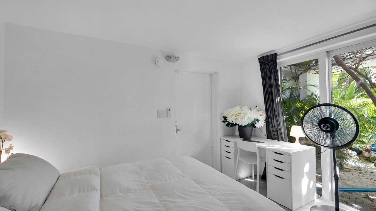 Photo of Bedroom in Rock Harbor