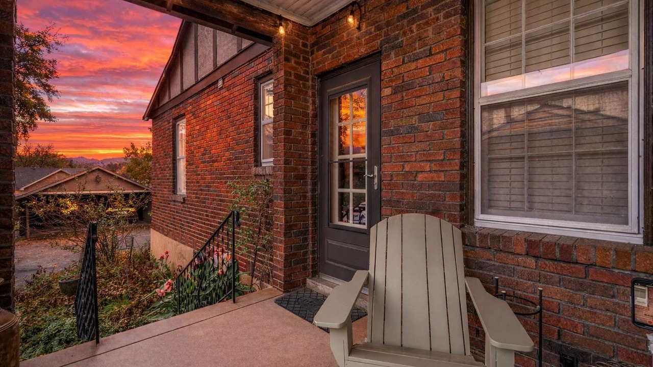 Photo of Outdoor in Green Hills
