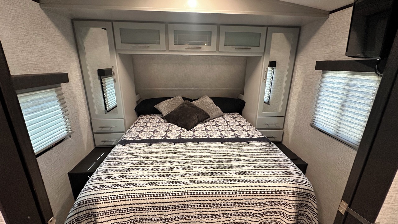 Photo of Bedroom in Whitney