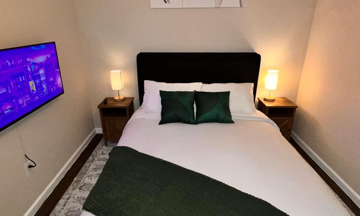 Photo of Bedroom in Foster Place
