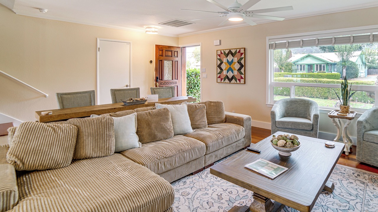 Photo of Bedroom in Upper Lake