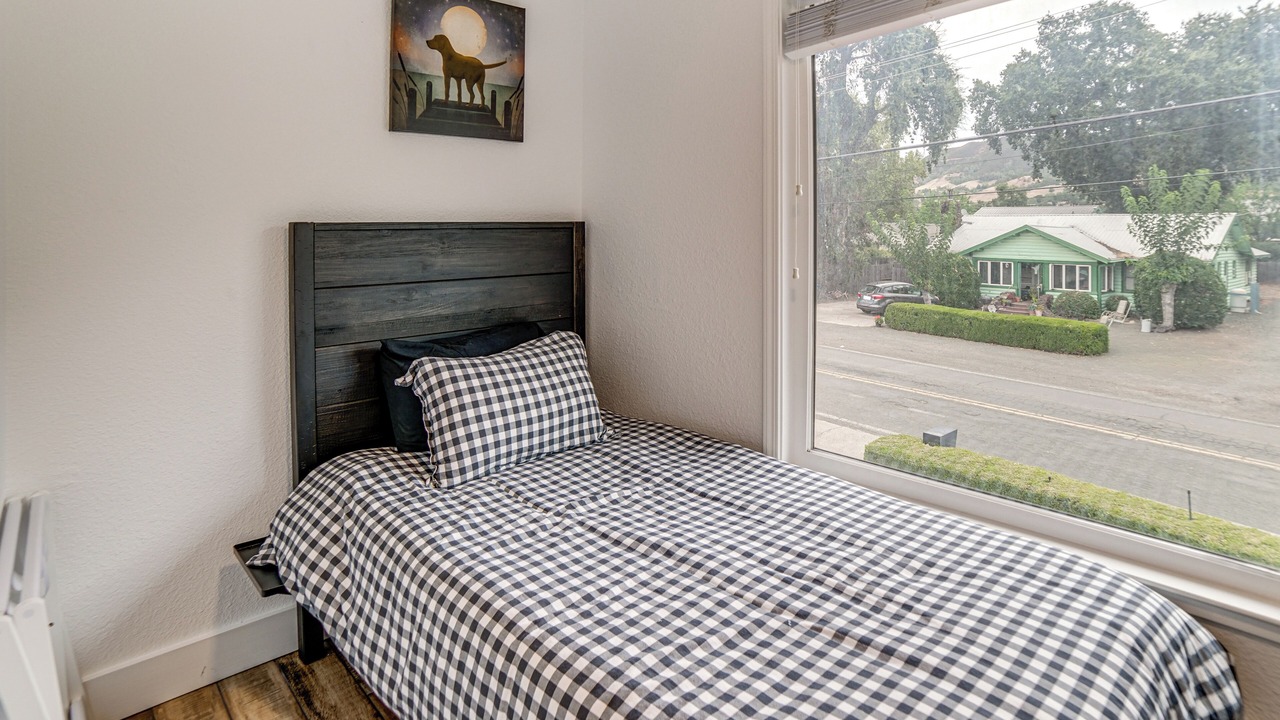 Photo of Others in Upper Lake