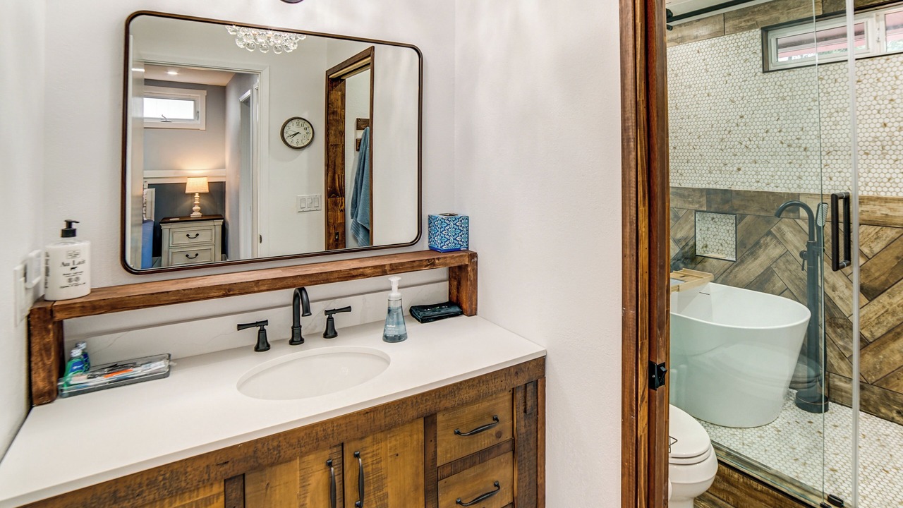 Photo of Bathroom in Upper Lake