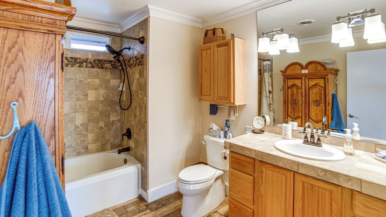 Photo of Bathroom in Upper Lake