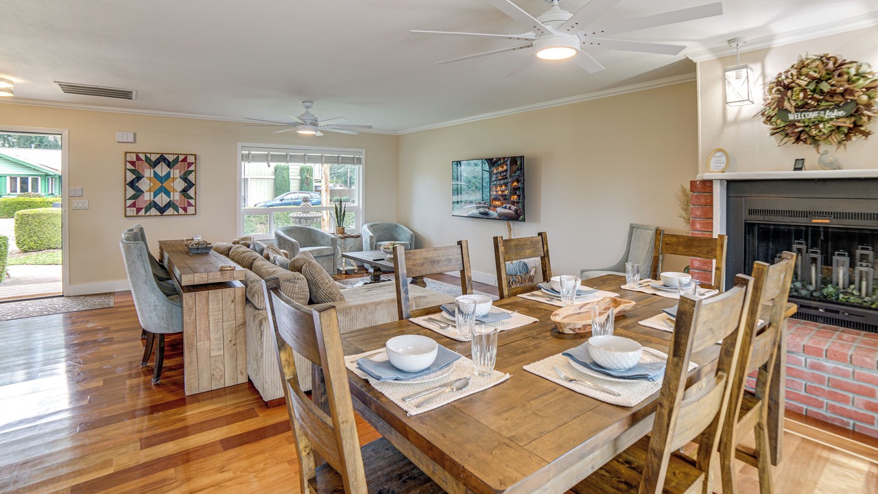 Photo of Others in Upper Lake