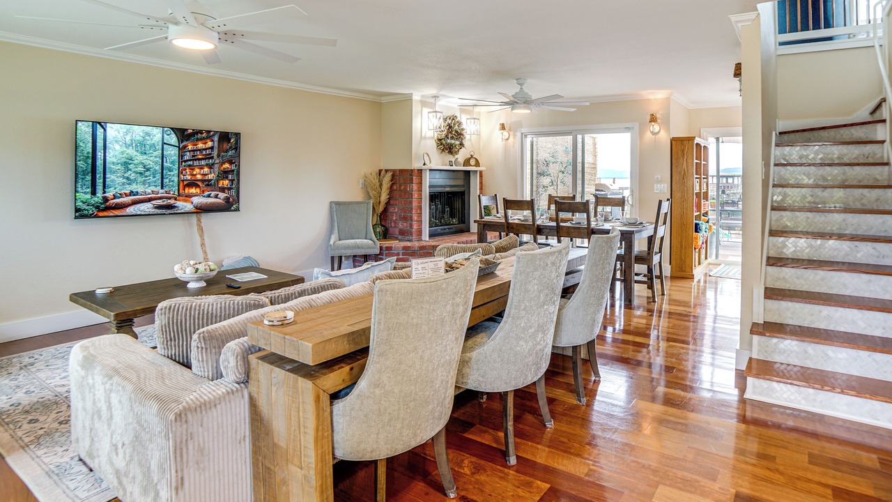 Photo of Others in Upper Lake