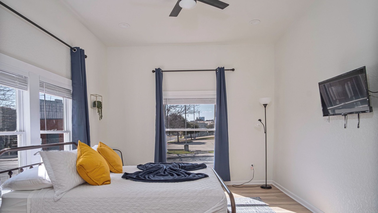Photo of Bedroom in Near East Side