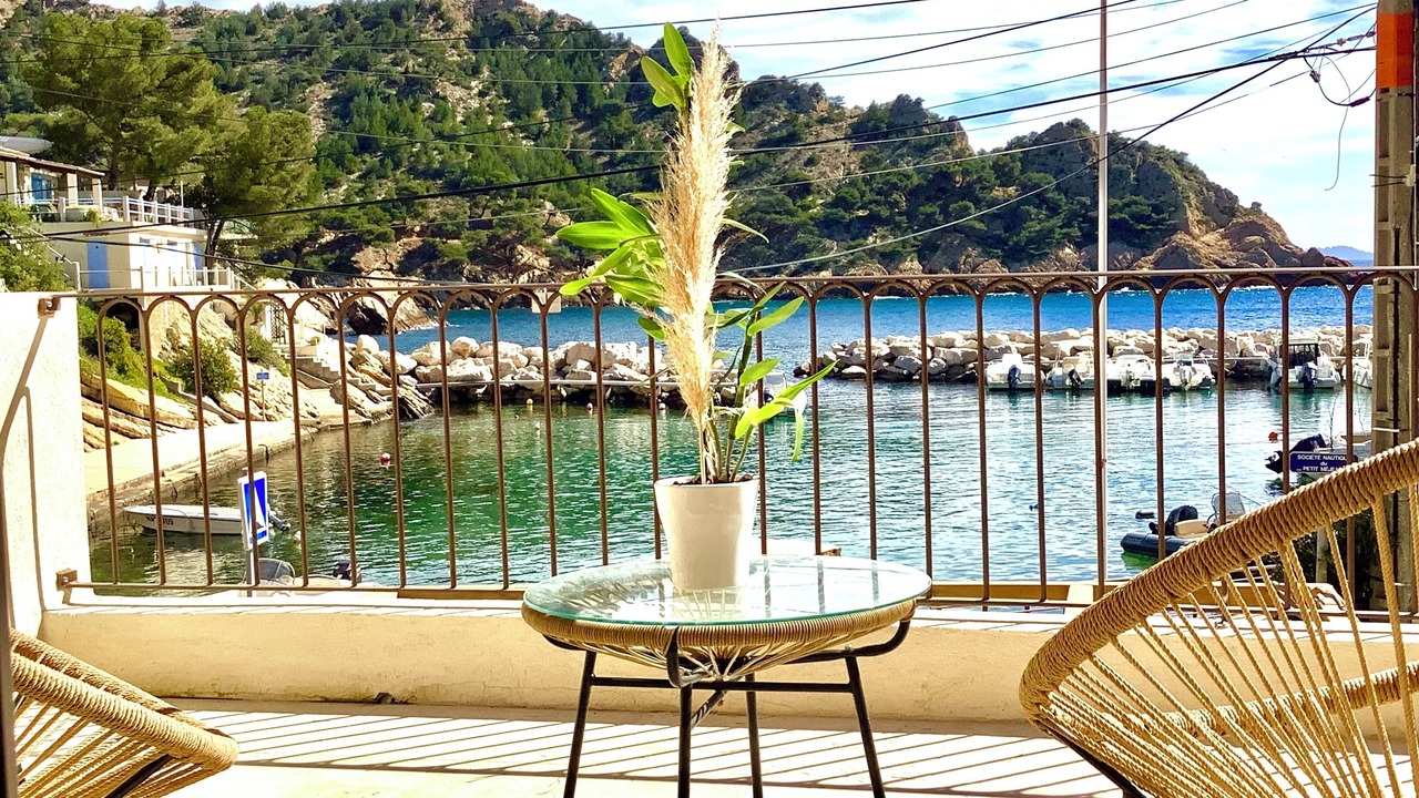Photo of Patio Balcony in Ensues-la-Redonne