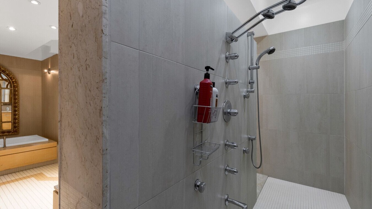 Photo of Bathroom in Milton Park