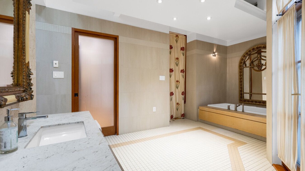 Photo of Bathroom in Milton Park