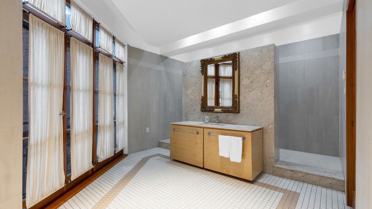 Photo of Bathroom in Milton Park