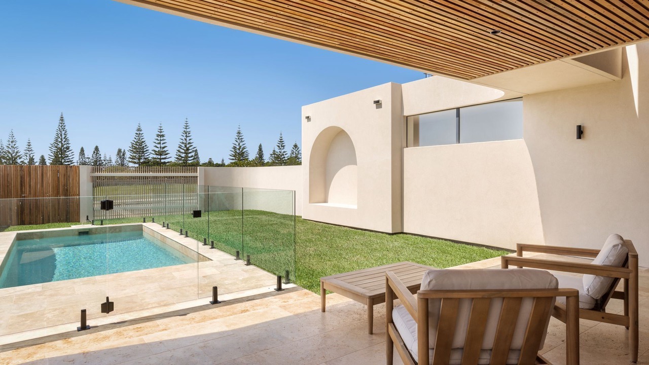 Photo of Outdoor in Skennars Head