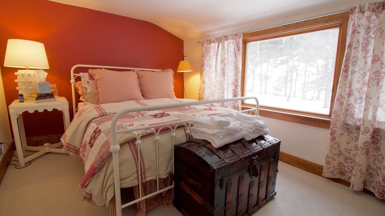 Photo of Bedroom in Williamsville