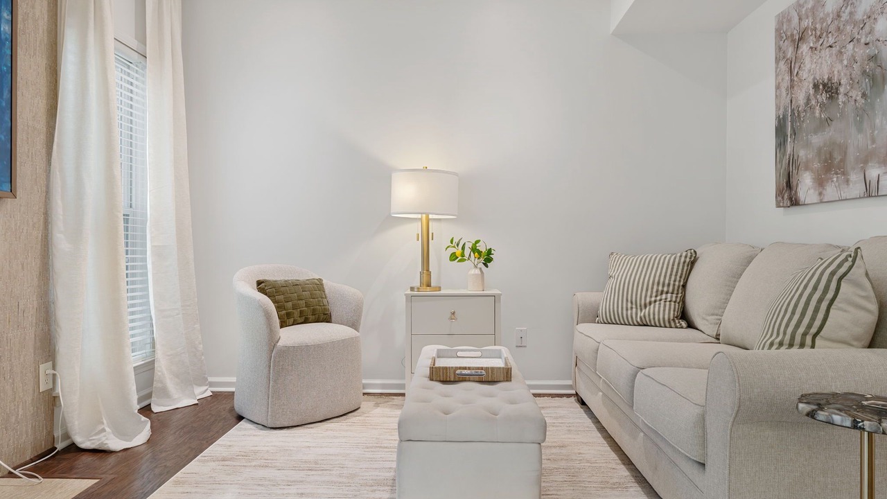 Photo of Livingroom in Hoover