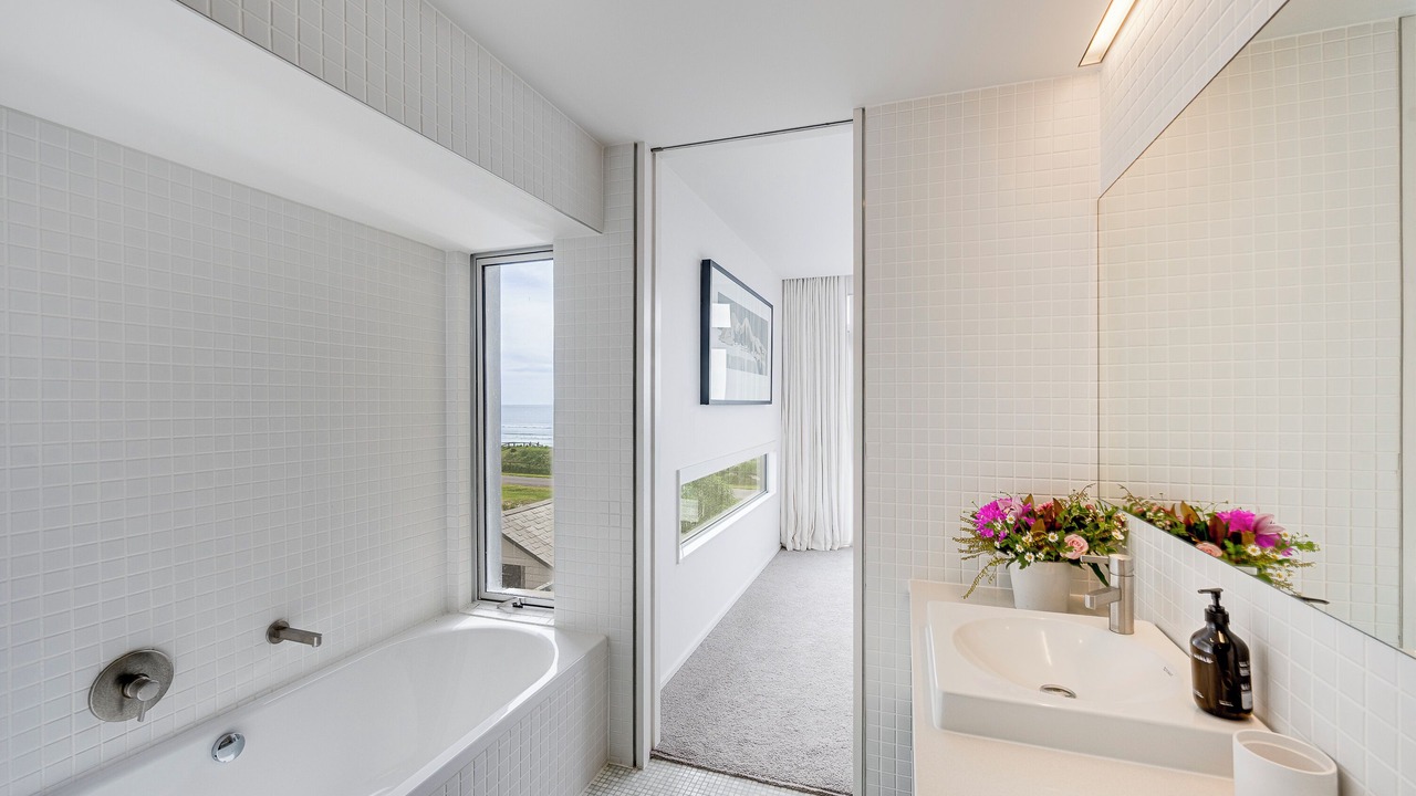 Photo of Bathroom in Waimarama