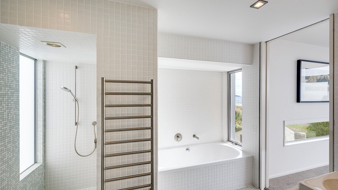 Photo of Bathroom in Waimarama