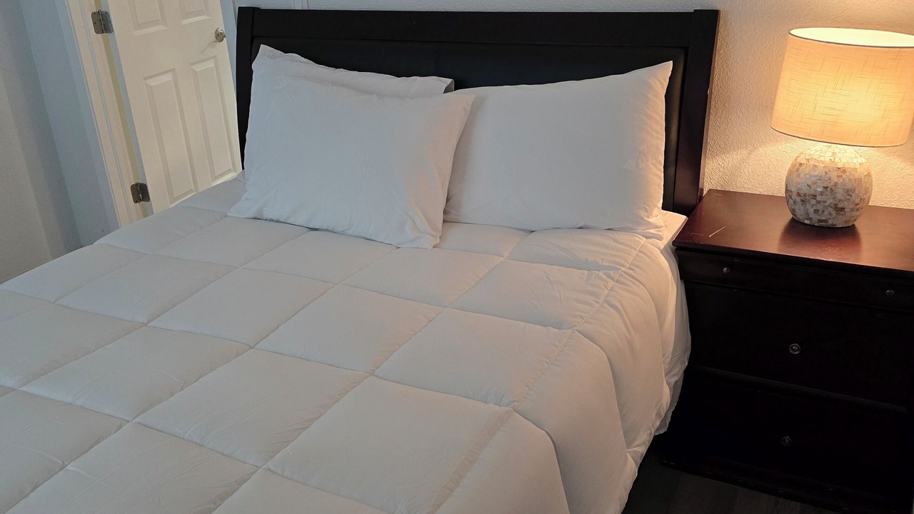 Photo of Bedroom in Aurora