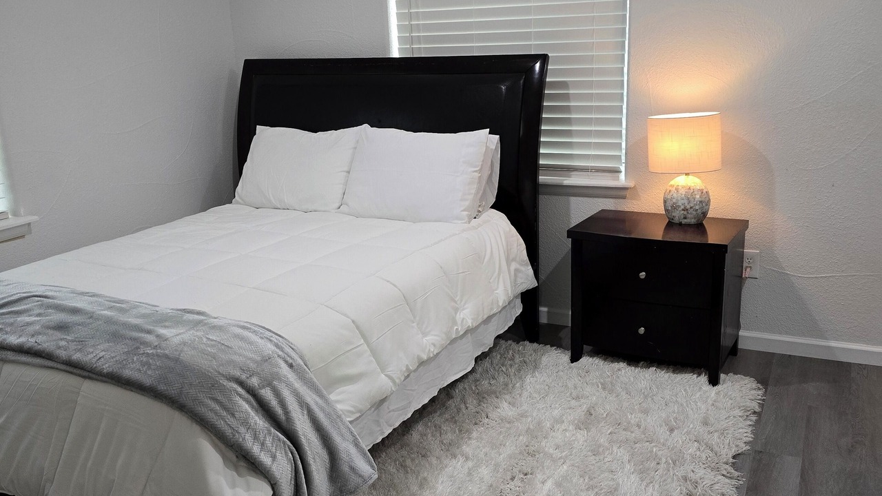 Photo of Bedroom in Aurora