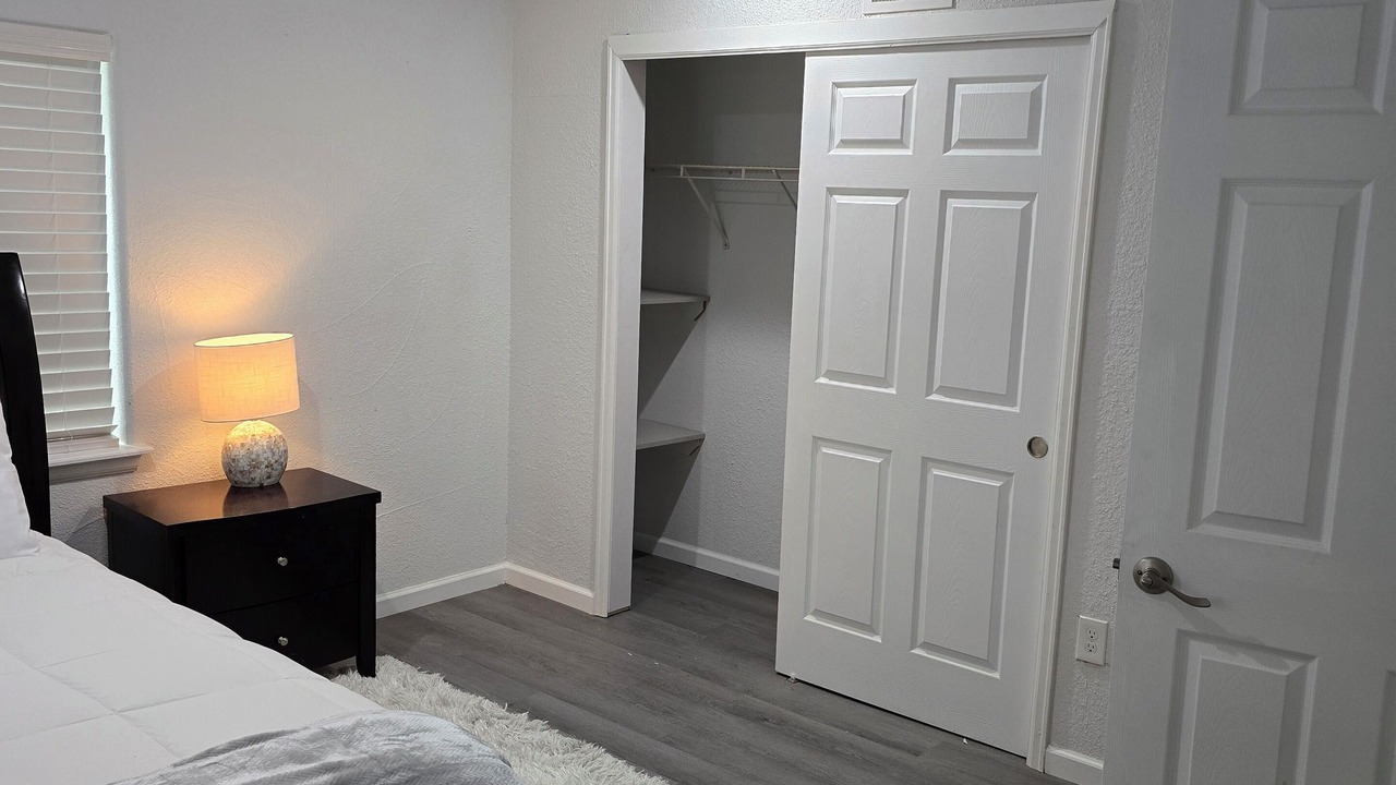 Photo of Bedroom in Aurora
