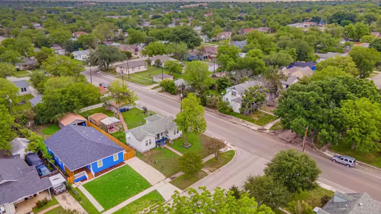 Photo of Outdoor in Highland Park