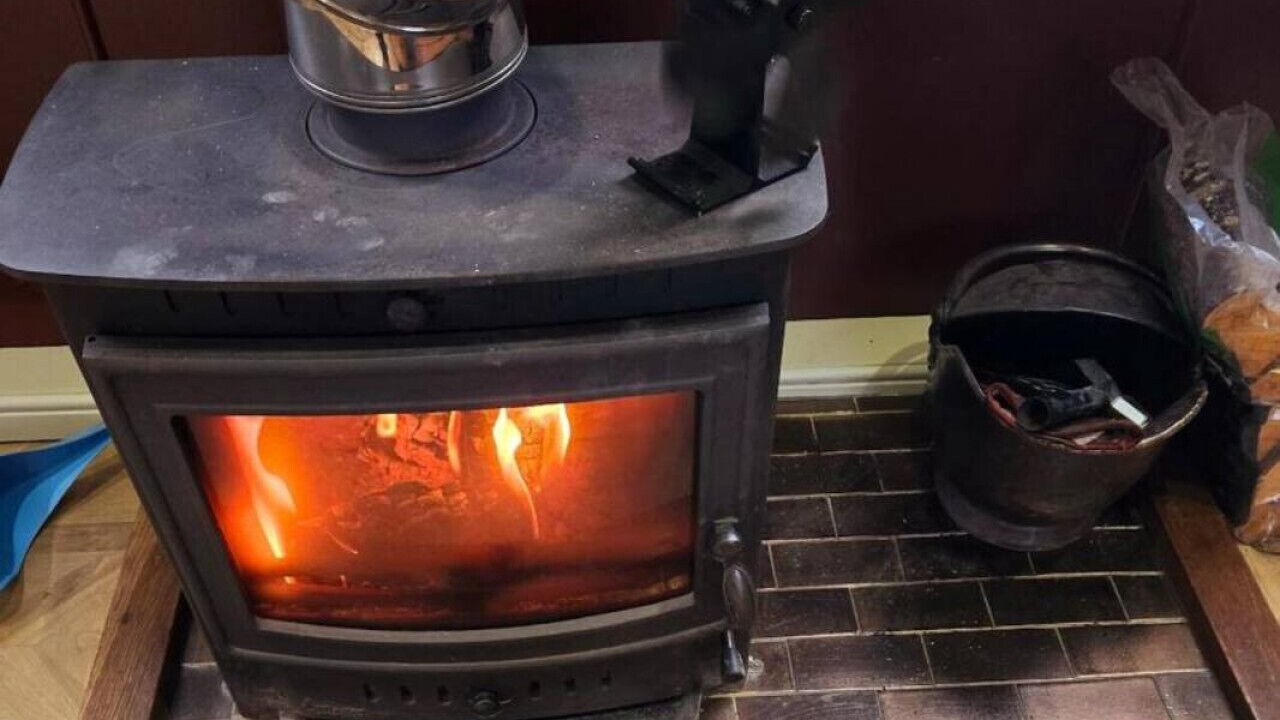 Photo of Livingroom in Staines