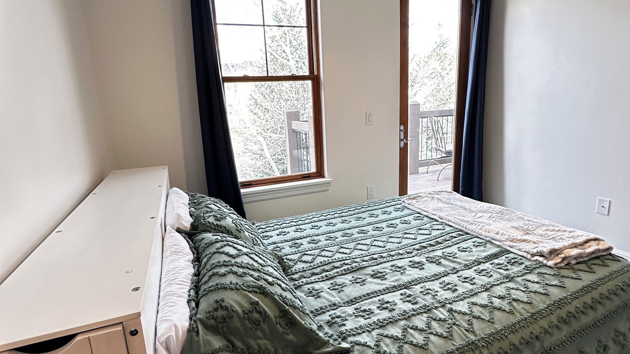Photo of Bedroom in The Highlands