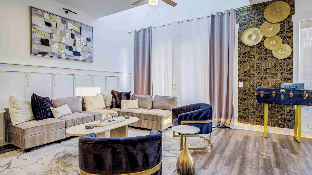 Photo of Livingroom in McFerrin Park