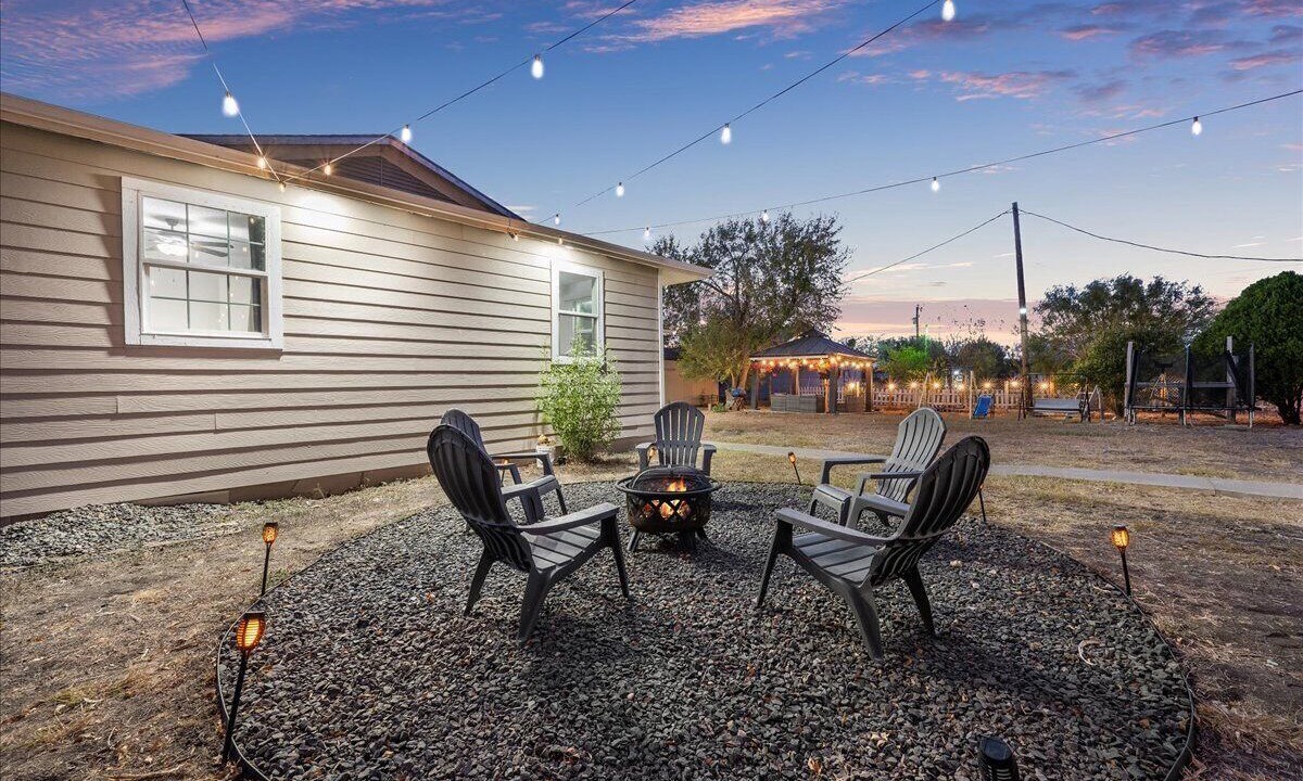Photo of Outdoor in Del Valle