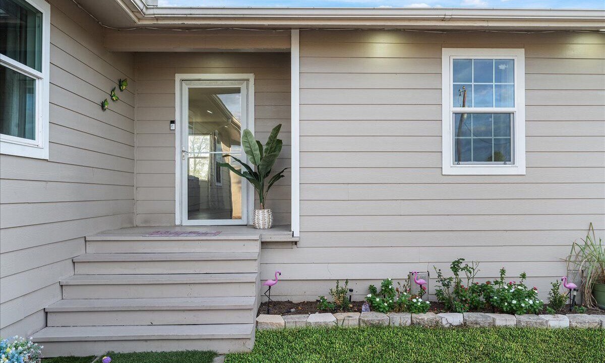 Photo of Outdoor in Del Valle