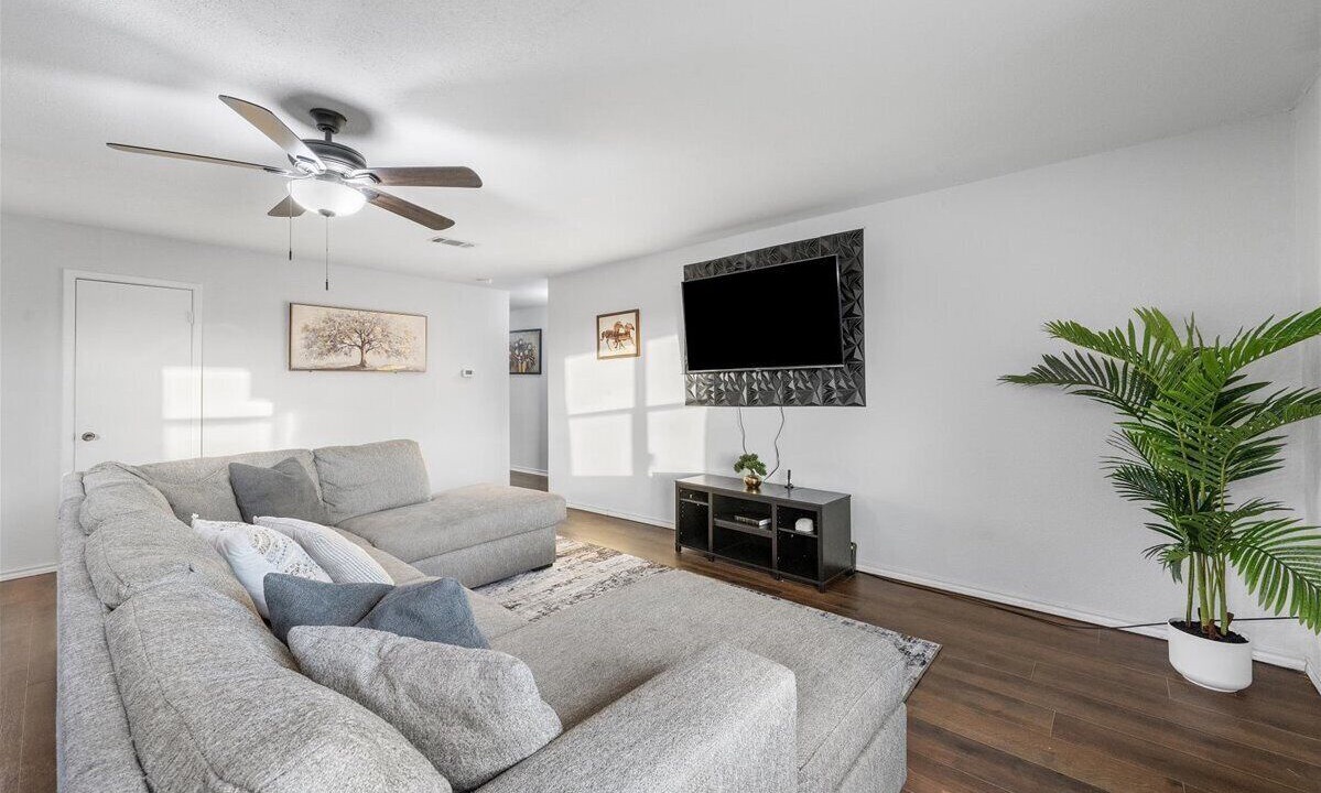 Photo of Livingroom in Del Valle