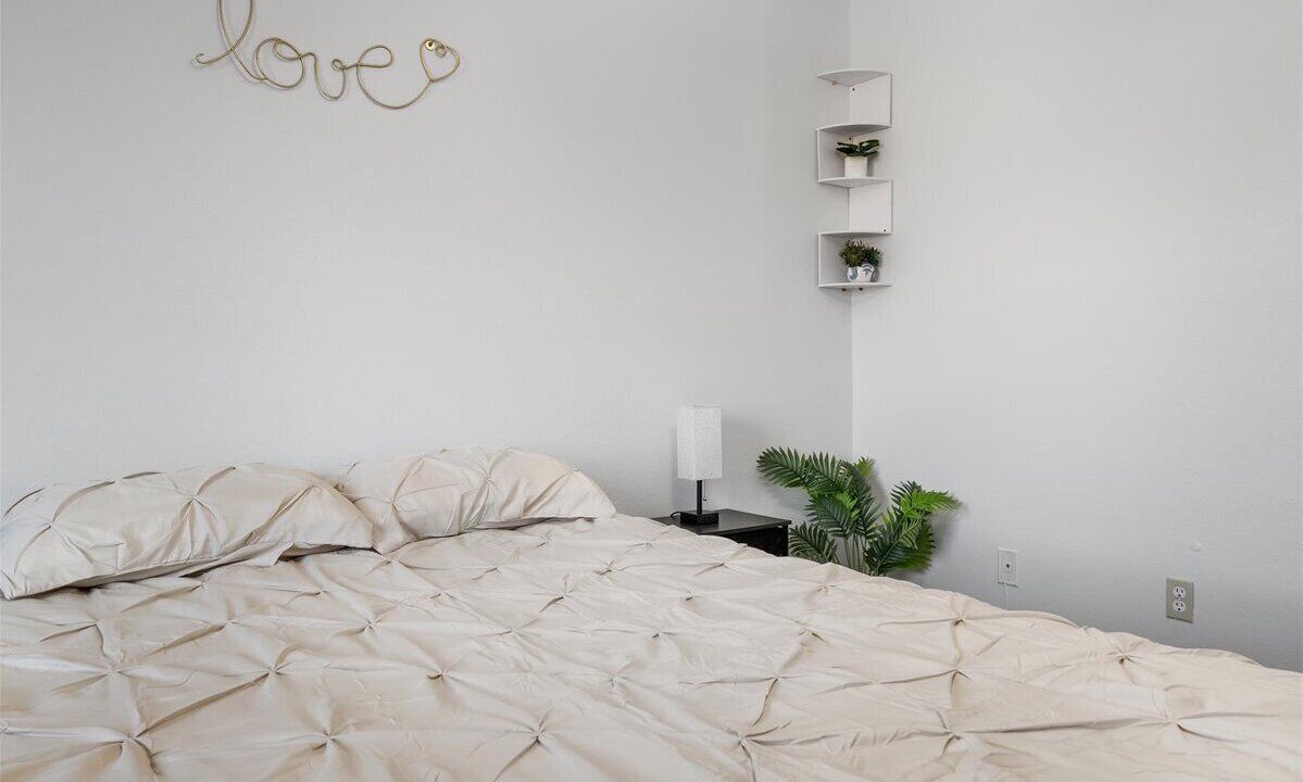 Photo of Bedroom in Del Valle