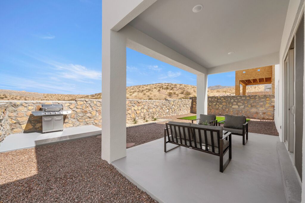 Photo of Patio Balcony in El Paso