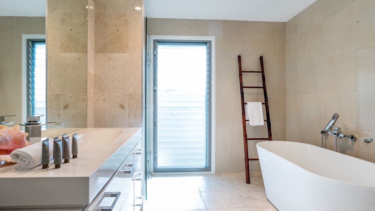 Photo of Bathroom in Coolum Beach