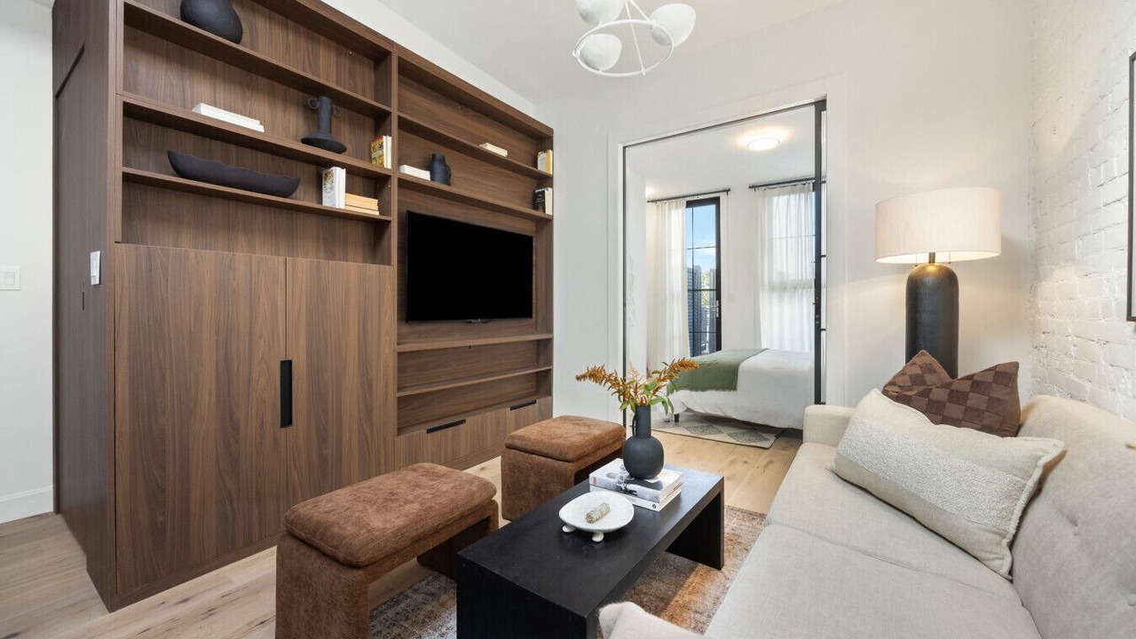 Photo of Livingroom in Beaconsfield Village