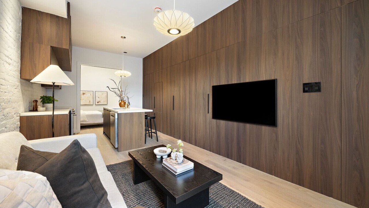 Photo of Livingroom in Beaconsfield Village