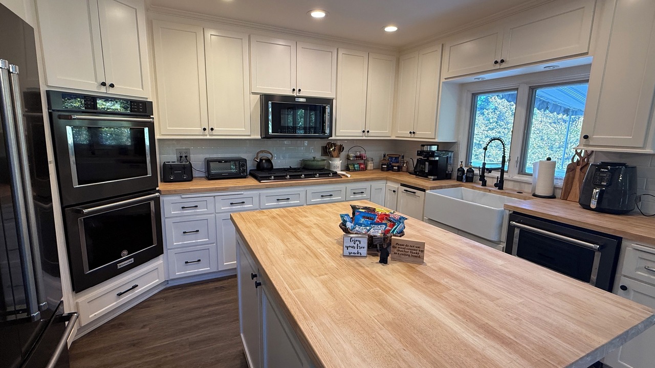 Photo of Kitchen in Cedar Glen