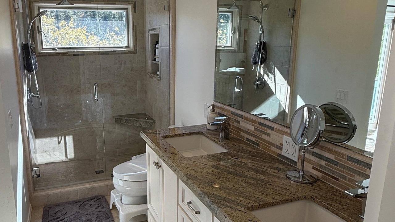 Photo of Bathroom in Cedar Glen