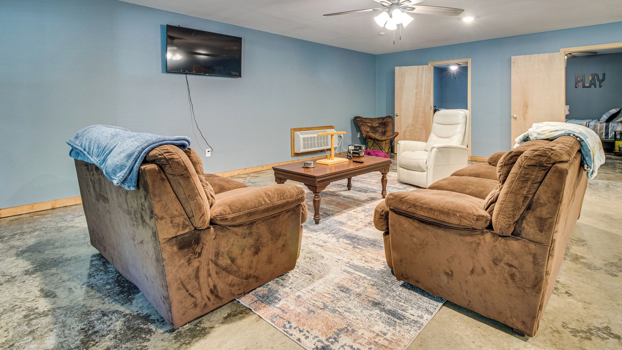 Photo of Bedroom in Higden