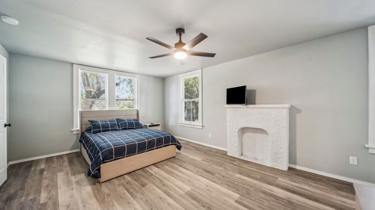 Photo of Bedroom in Cherry Street