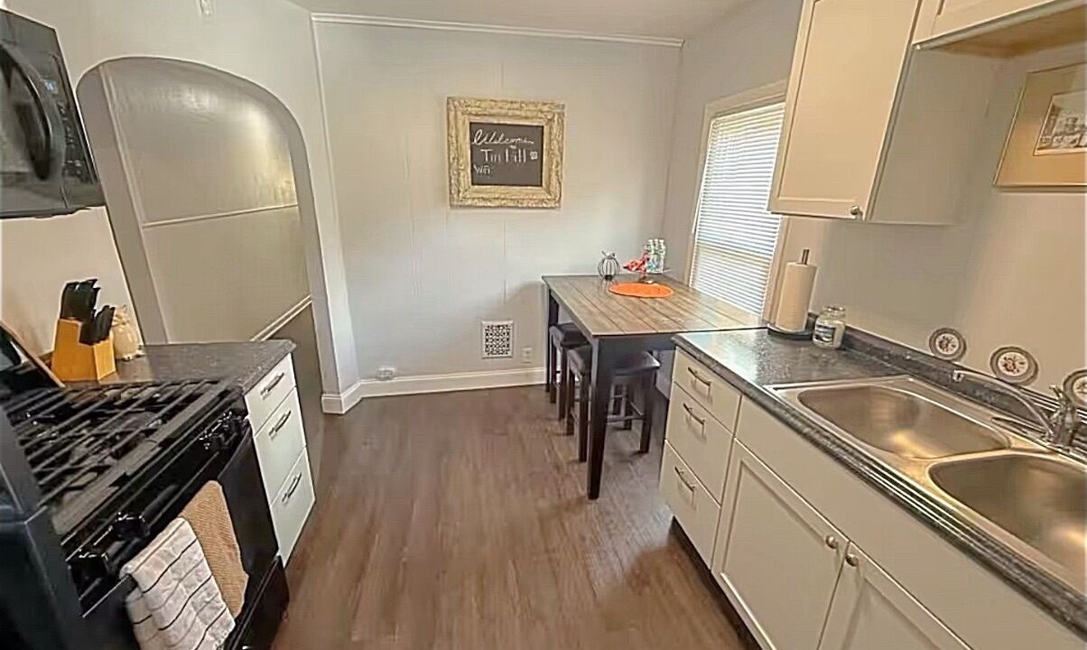 Photo of Kitchen in Westside