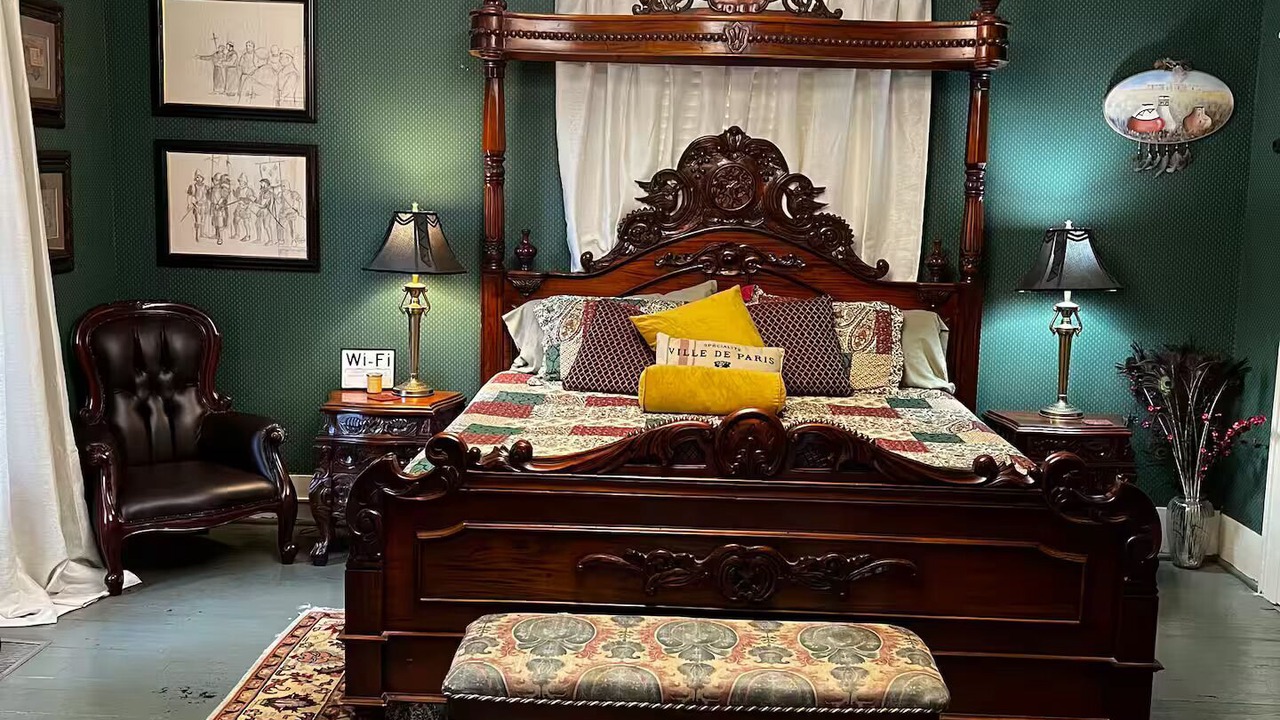 Photo of Bedroom in Bainbridge