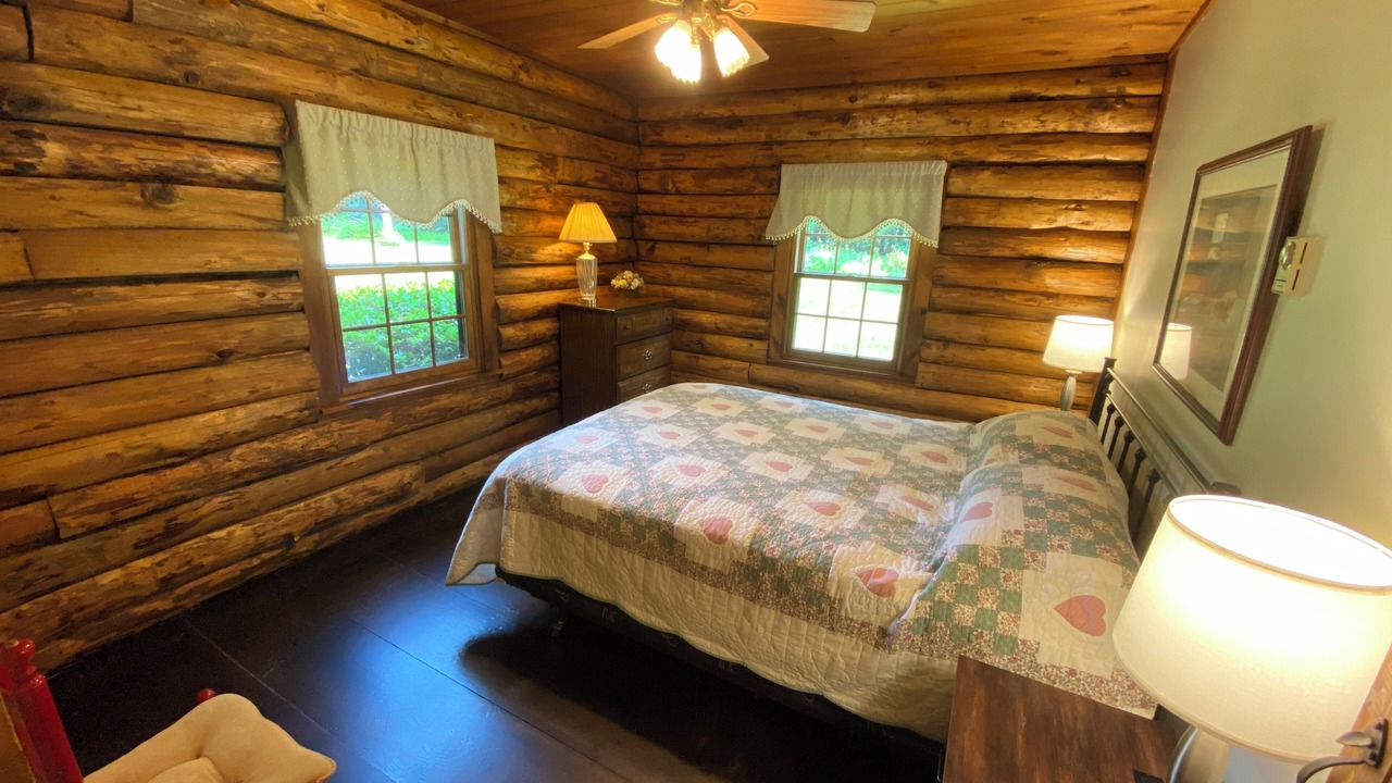 Photo of Bedroom in Hebron