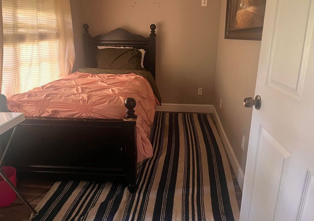 Photo of Bedroom in Orange