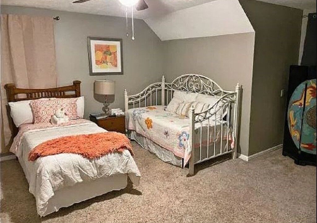 Photo of Bedroom in Orange