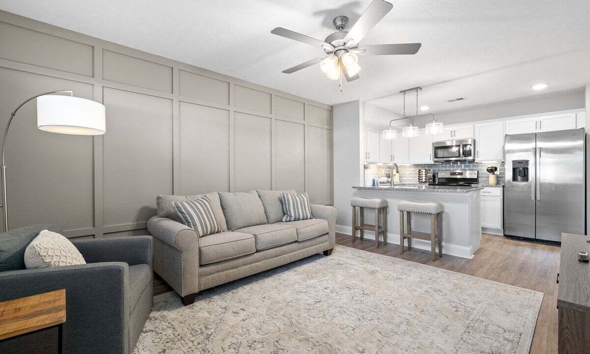 Photo of Livingroom in Clarksville