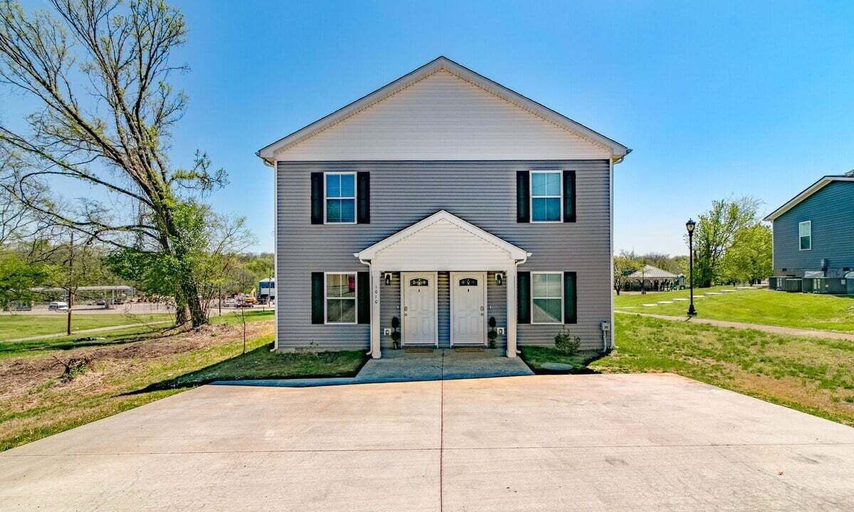 Photo of Outdoor in Clarksville