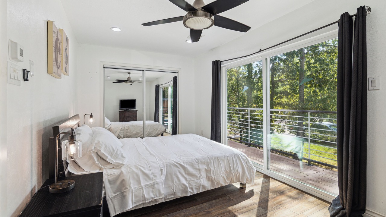 Photo of Bedroom in Grogan's Mill