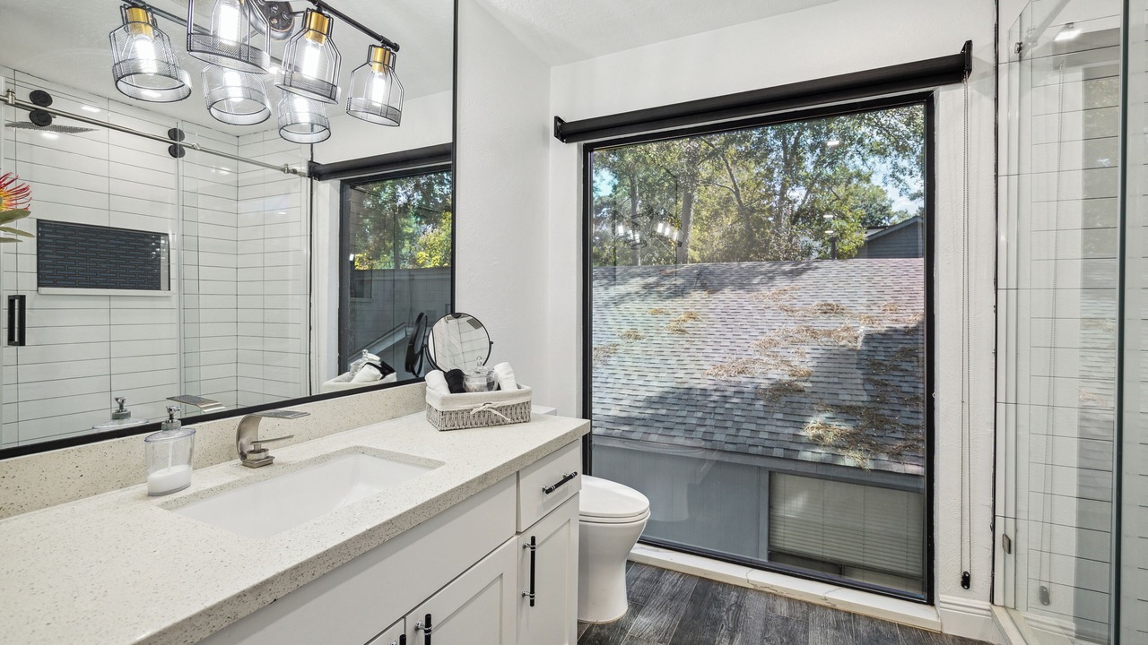 Photo of Bathroom in Grogan's Mill