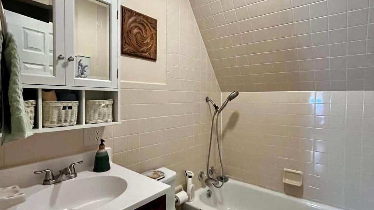 Photo of Bathroom in Stanton