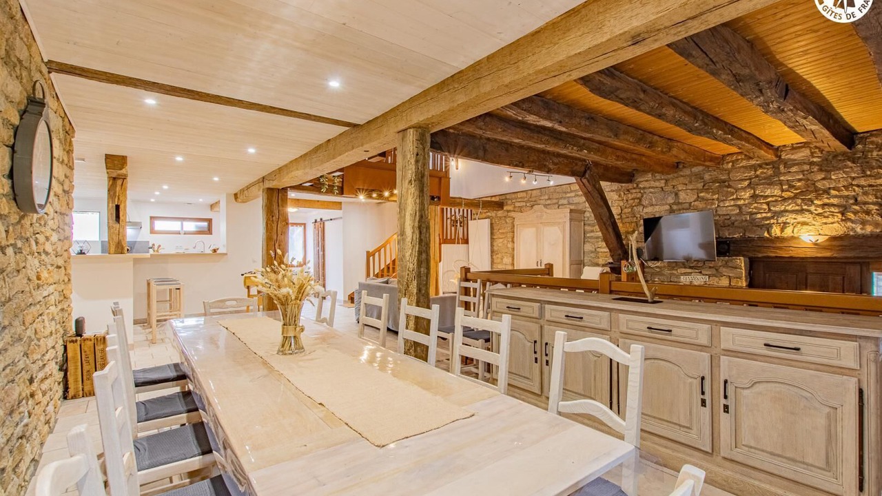 Photo of Others in Saint Usuge